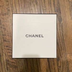 Chanel Box